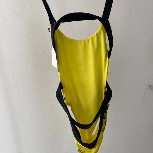 SWIM - Picture 4 of 4